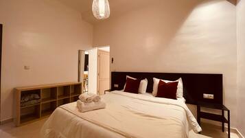 Apartament, vistes a la ciutat | Wifi gratuïta