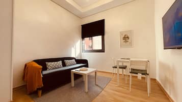 Smart TV 47 pulgadas con canales de televisión por cable