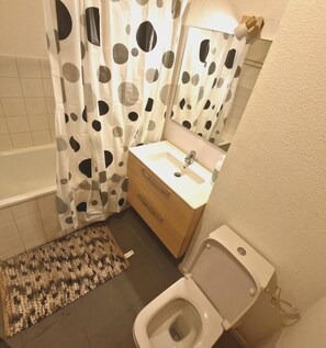 Towels, soap, toilet paper