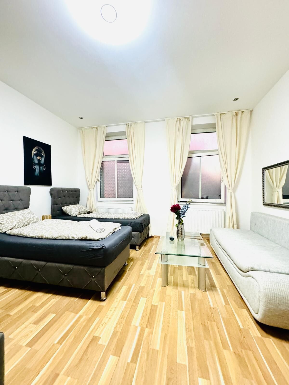 Basic-Apartment | Bügeleisen/Bügelbrett