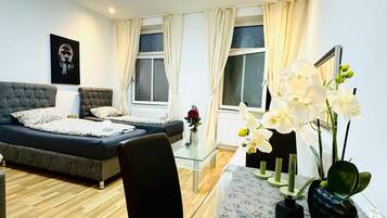 Căn hộ cơ bản | Bàn ủi/dụng cụ ủi quần áo