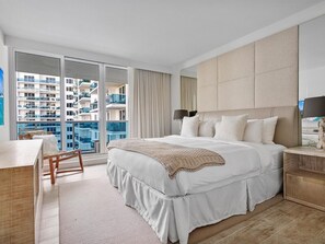 3 bedrooms, iron/ironing board, Internet, bed sheets -  Villa Brisa Marina (Miami Beach)