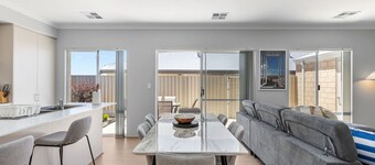Pristine Modern Living in Alkimos