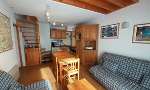 Living area - 3 Rooms for 6 People (Modane)