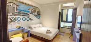 Chambre Standard double | Espace de travail pour ordinateurs portables, rideaux d’obscurcissement