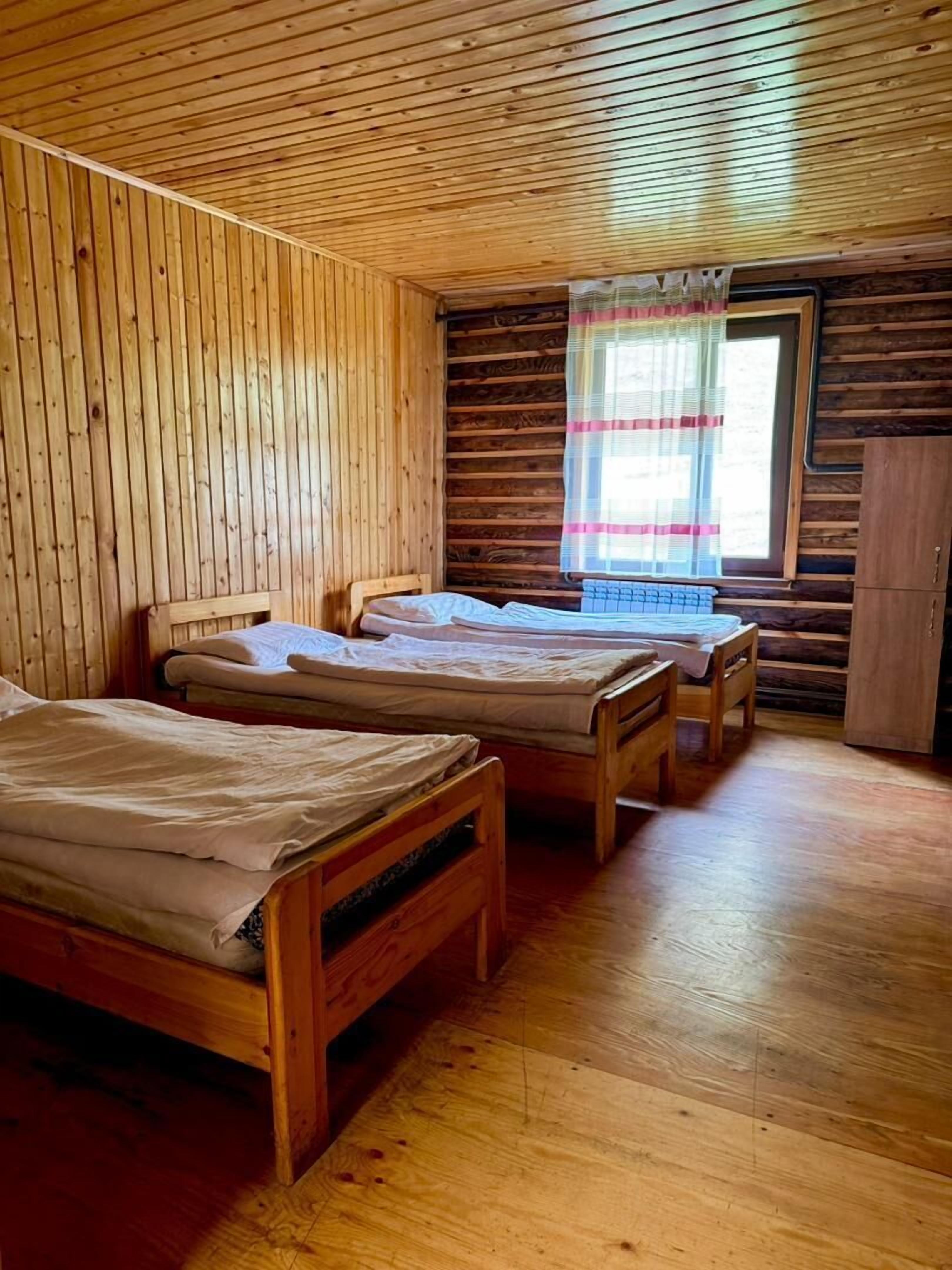 舒适四人房, 外廊 | 床单