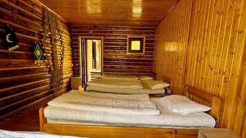 Tripla Basic, vista montagna | Lenzuola