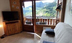 Living area - Renovated Studio - 4 People - 22m2 - LES Loges B (Le Grand-Bornand)