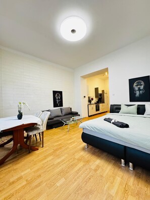 Perushuoneisto | Silitysrauta/-lauta