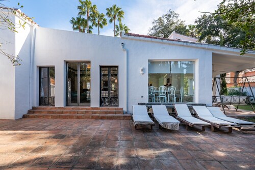 Family Home with Shared Pool, Wi-Fi, and Air Conditioning