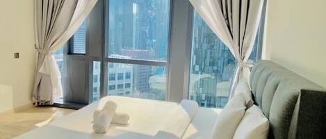 Deluxe Apartment, 2 Bedrooms, Non Smoking, City View | Memory foam beds, in-room safe, iron/ironing board, free WiFi