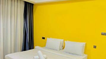 In-room safe, iron/ironing board, free WiFi