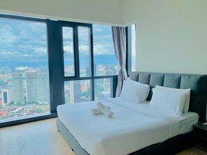 Memory-foam beds, in-room safe, iron/ironing board, free WiFi - STAR KLCC By Super Suites  (Kuala Lumpur)