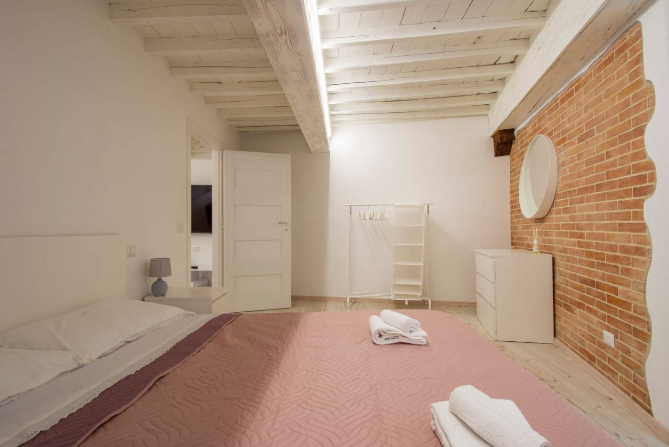 3 soverom og strykejern/-brett