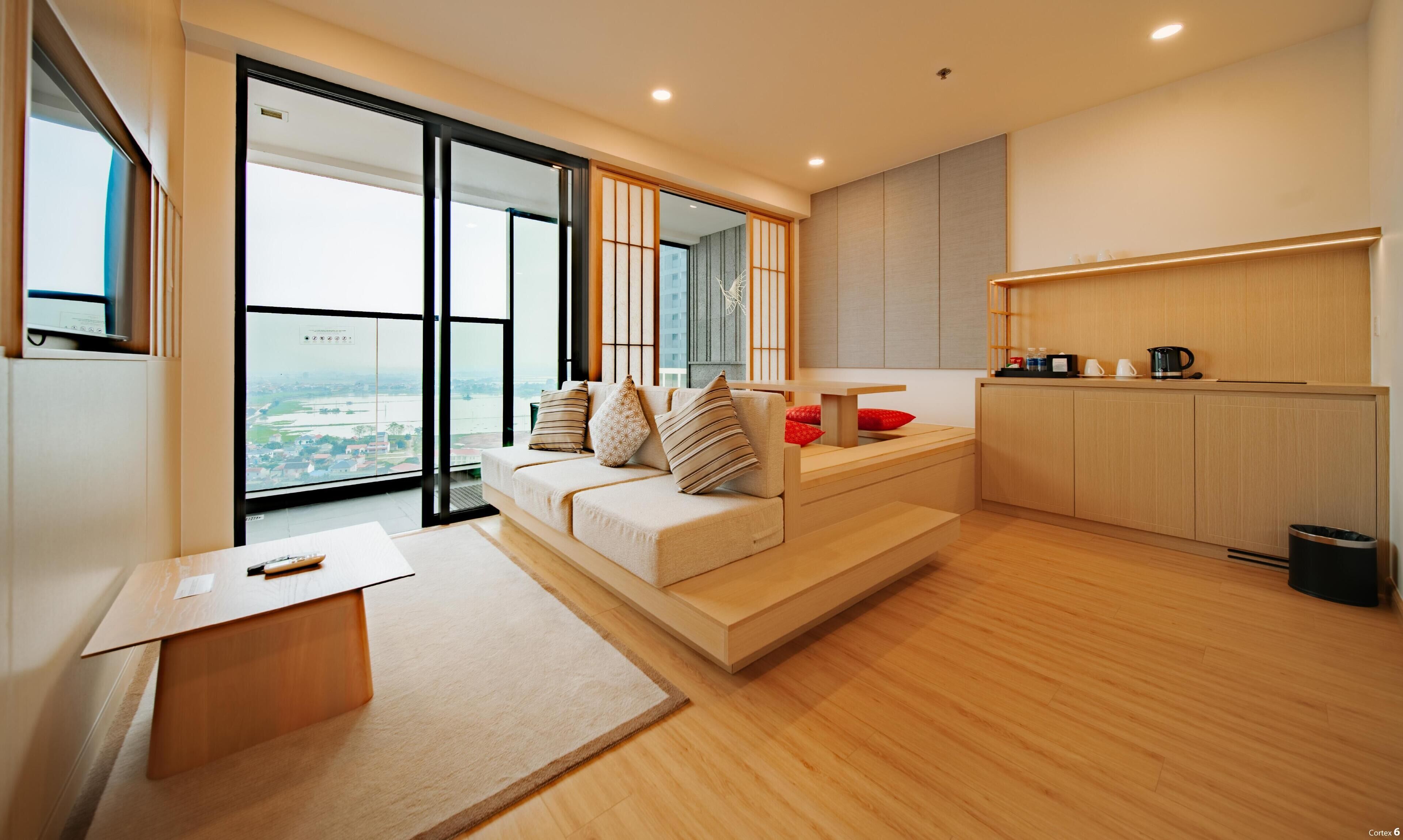 Quarto família, várias camas, banheira de imersão, vista para o rio | Área de estar | TV de tela plana 32 polegadas com canais a cabo