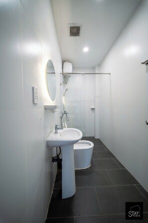 Double Room | Bathroom