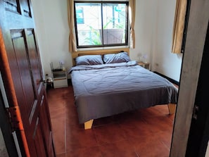 Bungalow, 2 habitaciones, para fumadores, patio | 2 habitaciones 