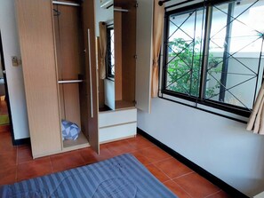 Bungalow, 2 Bedrooms, Smoking, Patio | 2 bedrooms