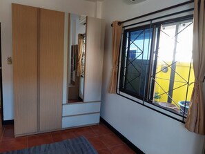 Bungalow, 2 Bedrooms, Smoking, Patio | Interior