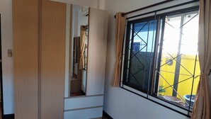 Bungalow, 2 chambres, fumeur, patio | Intérieur