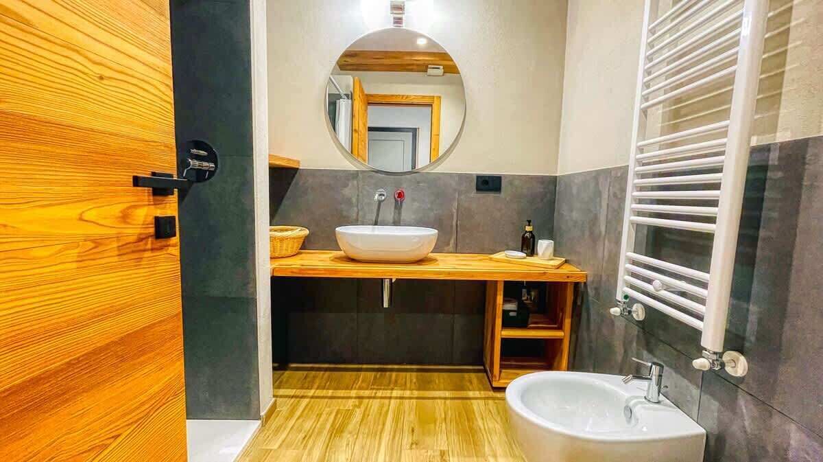 Shower, hair dryer