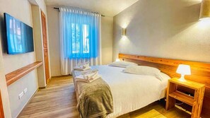 1 camera, Wi-Fi gratuito, lenzuola
