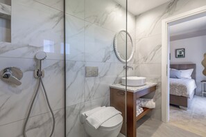 Apartemen Deluks, 3 kamar tidur, pemandangan gunung | Kamar mandi