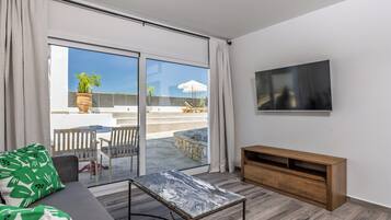 Deluxe appartement, 1 queensize bed | Woonruimte