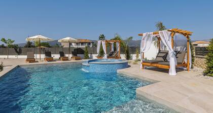 Oasis Luxury Residences