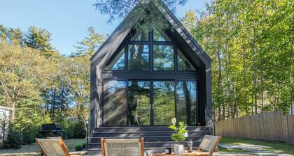 Cozy Cabin On The Esopus Creek in Saugerties, New York