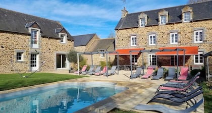 Gîte Les Hervelines with Private Pool, Garden & Wi-Fi in Pleudihen sur Rance