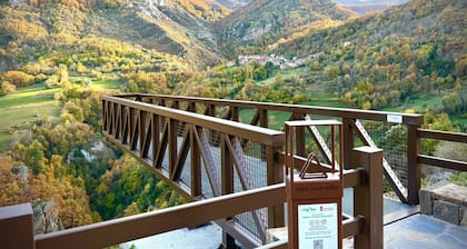 Casa Peña Prieta - V.R. El Canton