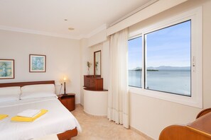 4 bedrooms, iron/ironing board, free WiFi, bed sheets - Faro (Alcúdia)