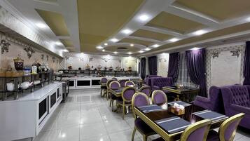 Frokostbuffé er inkludert hver dag