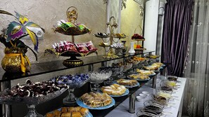 Desayuno buffet incluido todos los días