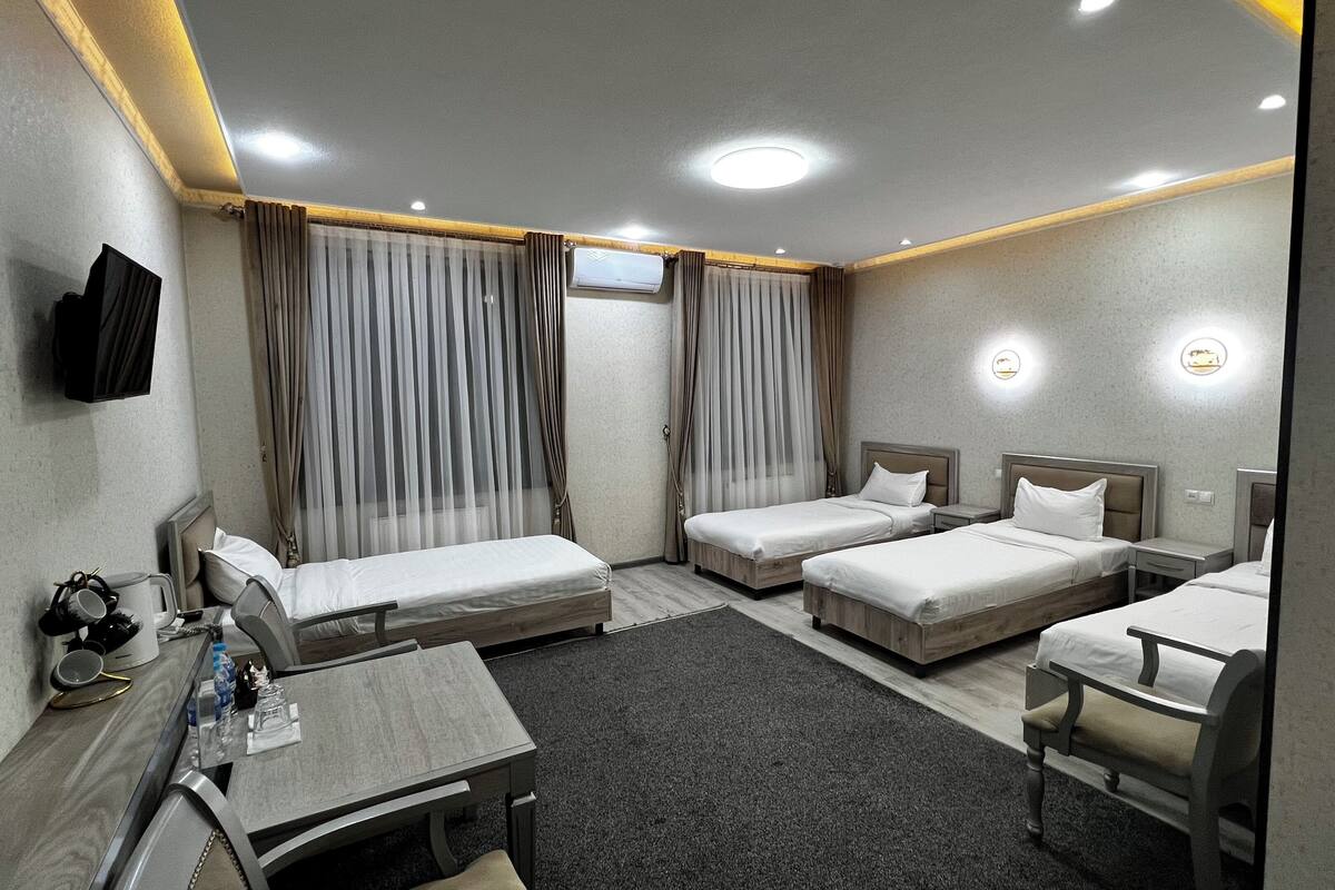 Escritorio y wifi gratis