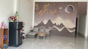 케이블 채널 시청이 가능한 100인치 LED TV