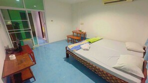 Phòng 2 giường đơn Deluxe | Truy cập Internet không dây miễn phí, bộ trải giường 