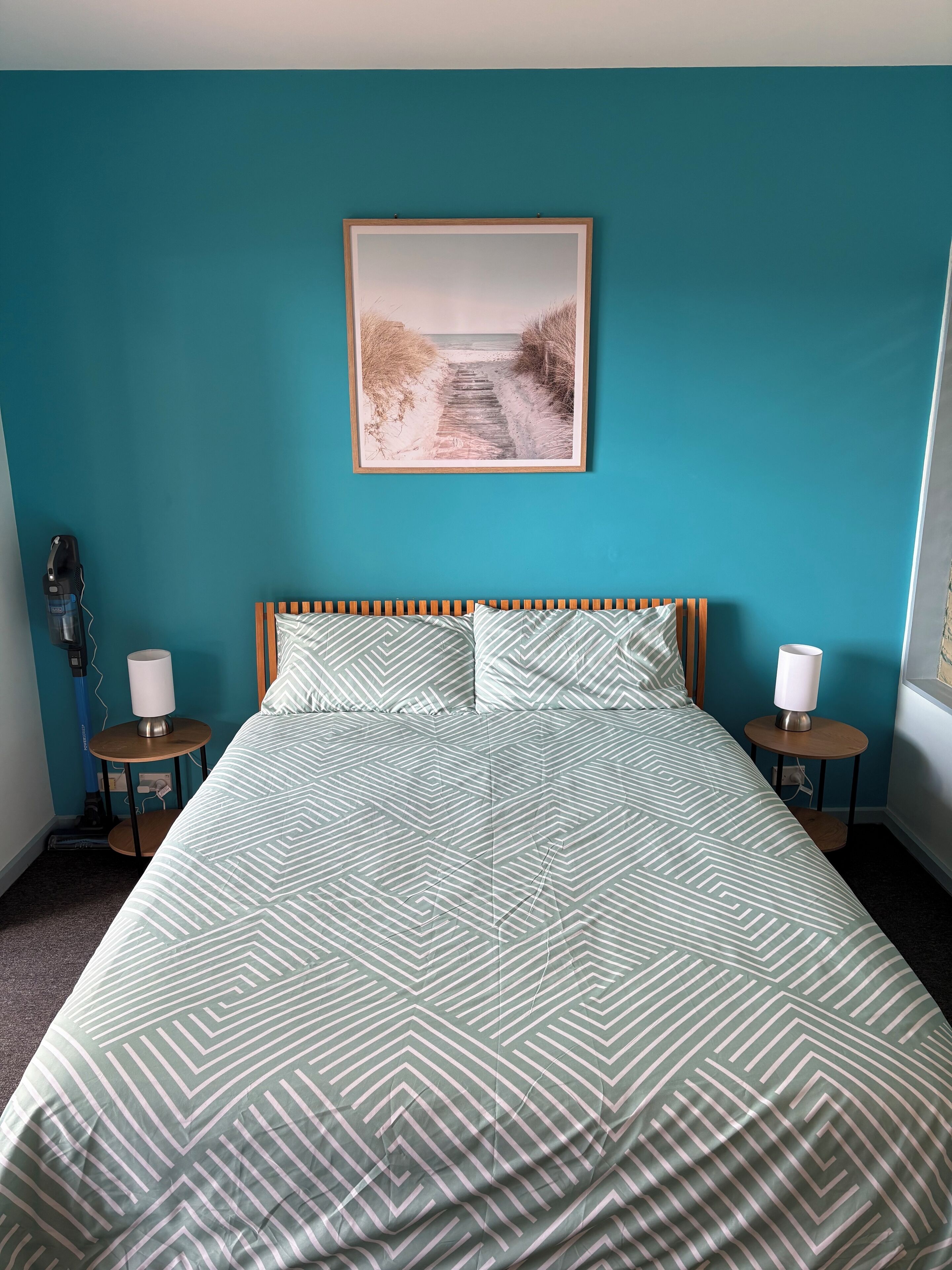 1 chambre, bureau, draps fournis