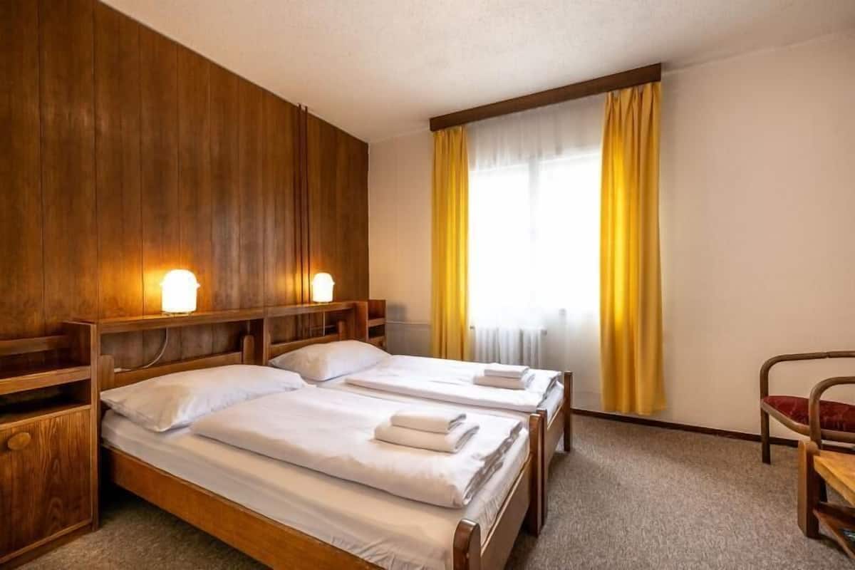 Economy Double Room | Free WiFi