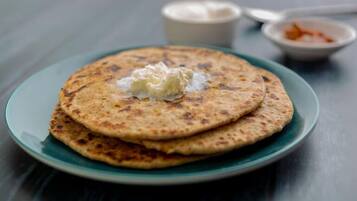 매일 테이크아웃 아침 식사(1인당 INR 200)