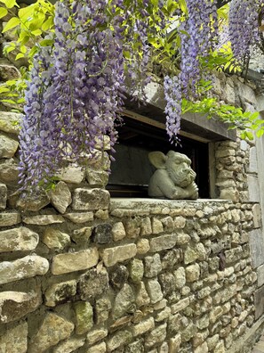 Exterior - Aggarthi (Bayeux)