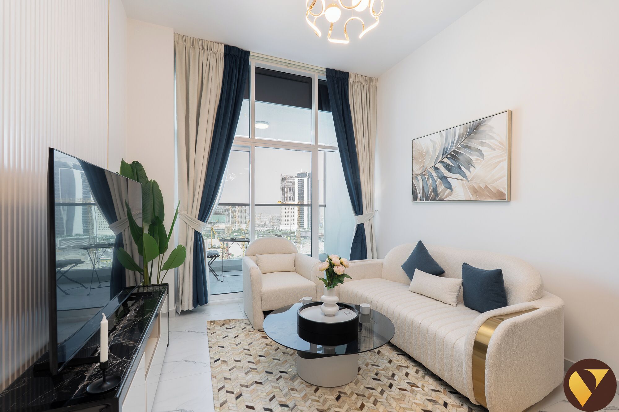 Appartement Luxe, balcon, vue ville | Coin séjour