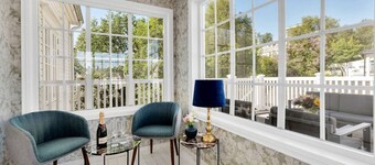 Arctic hilltop lodge - Room 4