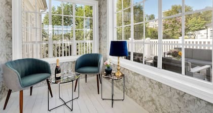 Arctic hilltop lodge - Room 4