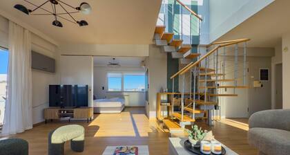 Acropolis Sky Retreat Jacuzzi 3BR Maisonette