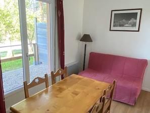 Interior - Two quiet rooms with pool in Super-Besse (Besse-et-Saint-Anastaise-Super Besse)