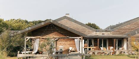 Familie-småhus, 2 soverom, hageutsikt | Hageutsikt