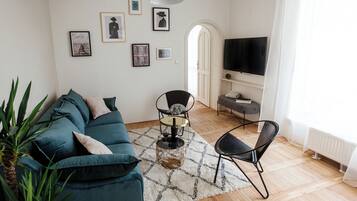 Deluxe Apartment, Courtyard View | Free WiFi