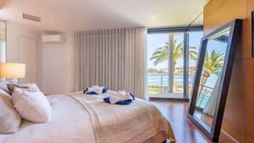 4 dormitorios, tabla de planchar con plancha, wifi y ropa de cama